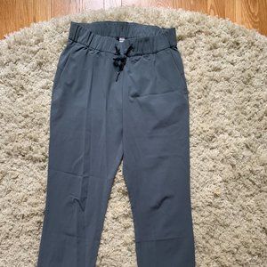 Lululemon City Joggers Gray- never worn!!